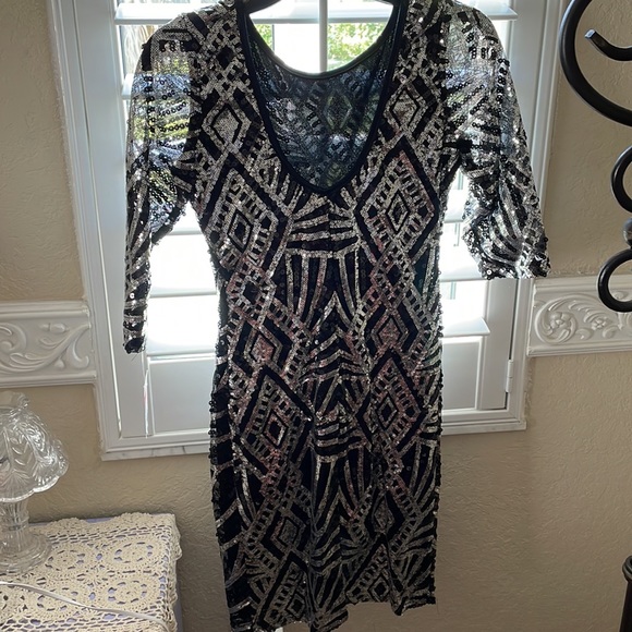 Midnight Doll sequined bodycon minidress NWT! - Picture 2 of 5